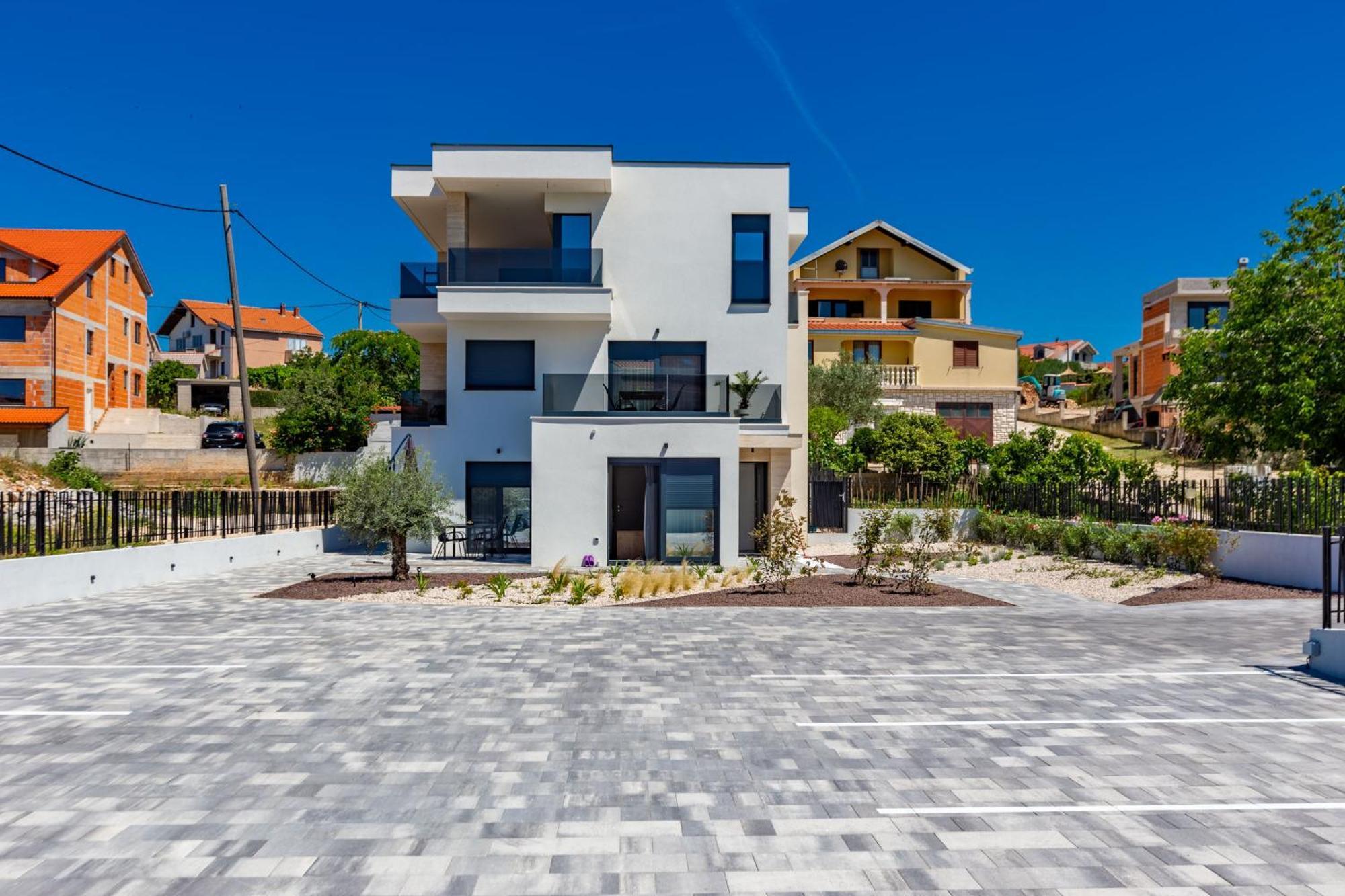 Casa Mia Apartments With Parking Zadar Eksteriør billede